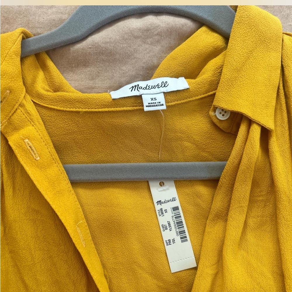yellow poplin button up from madewell - Picture 2 of 5